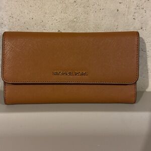 Michael Kors Caramel Saffiano Leather Continental Wallet with Gold Logo